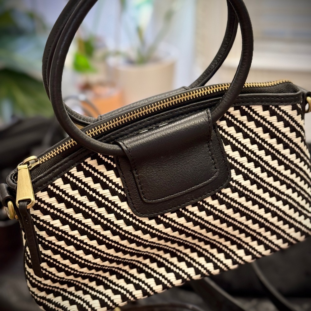 HOBO Black and White Striped Crossbody Handbag